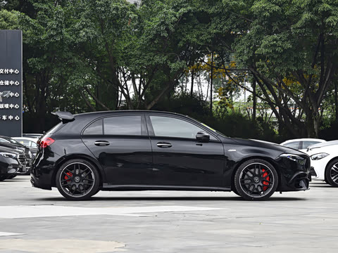2026�� AMG A 45 S 4MATIC+
