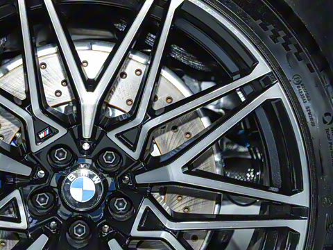 2024�� X5 M ������