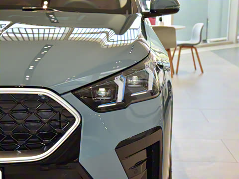 2025�� sDrive25i M�˶���װ