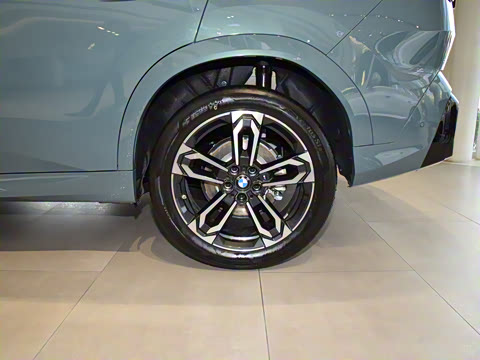 2025�� sDrive25i M�˶���װ