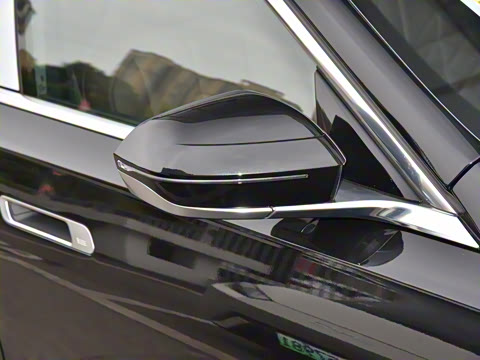 2026�� 735Li ������װ