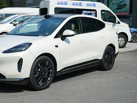 2025�� 670 Max��