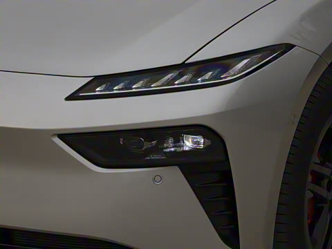 2026 007+  650 Ultra+״