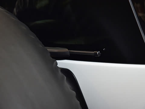 2026�� 110 3.0T P400 X-Dynamic HSE