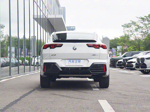 2025�� sDrive25i M�˶���װ