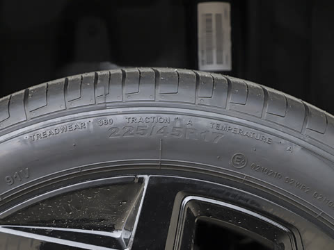 2026�� 300TSI R-Line