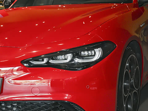 2026�� 2.0T 280HP VELOCE ������