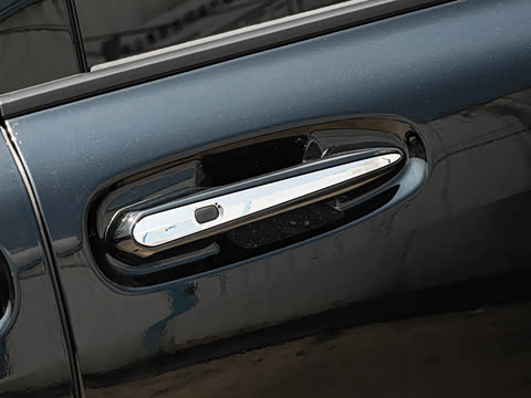 2027�� 2.5L ˫������������