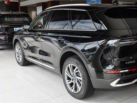 2025�� 2.0T ����������