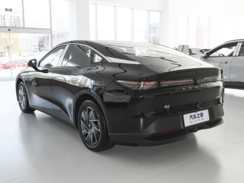 2025�� �Ŀ� 560PRO 185kW
