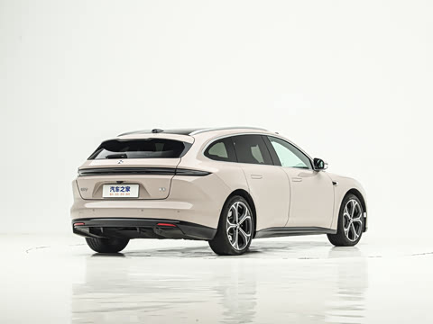 2025�� 100kWh Touring