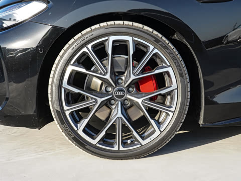 2026�� TFSI quattro 200kW �콢������