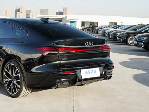 2026�� TFSI quattro 200kW �콢������