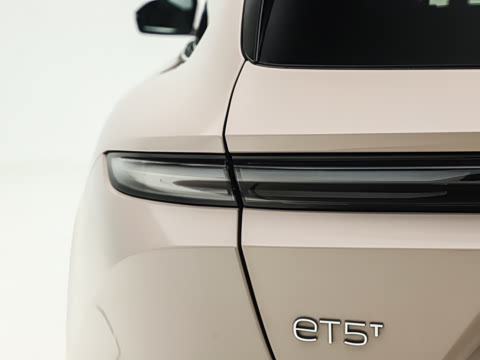 2025�� 100kWh Touring