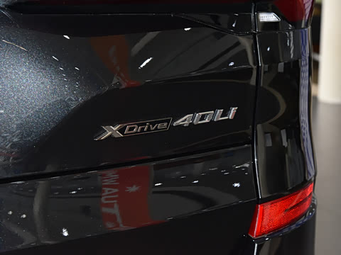 2025�� xDrive 40Li M�˶���ҹ��װ