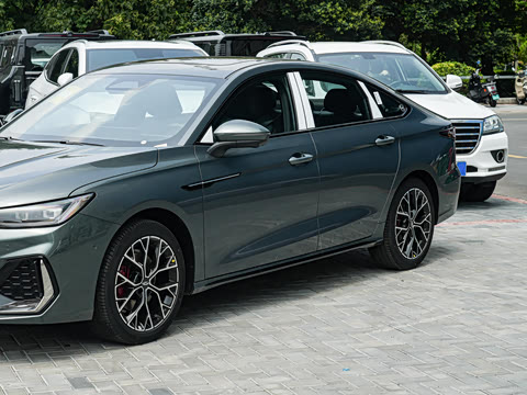 2027�� 2.0T DCT �����