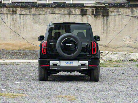 2025�� 210KM ����Ultra��