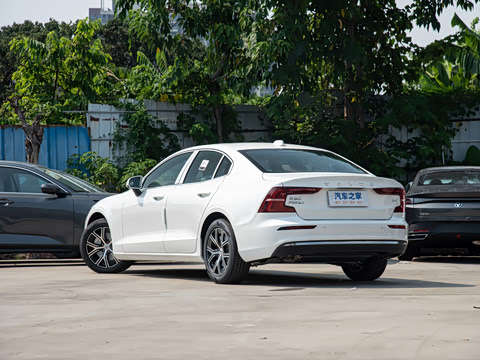 2026�� B4 ���ݺ�����