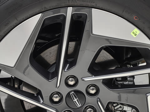 2026�� 2.0T ����������