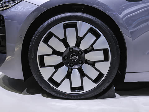 2026�� quattro Ǭ���Ǽݰ�
