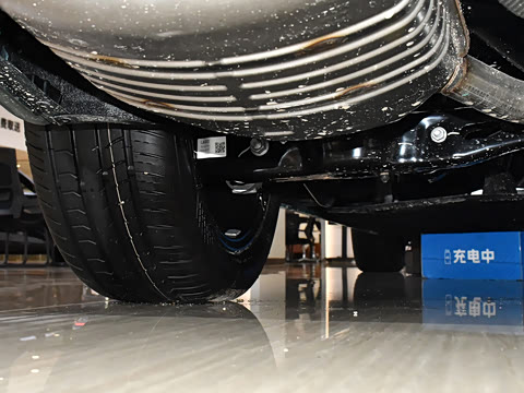 2025�� 2.0T ������