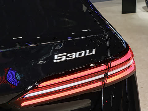 2026�� �Ŀ� 530Li ������ M�˶���װ