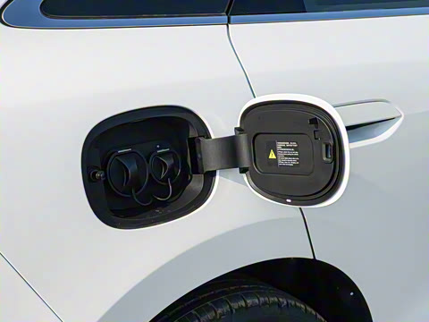 2025�� EV 545KM������