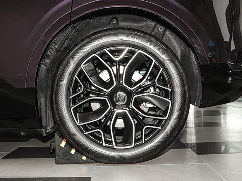 2026�� Max+ ���̰�