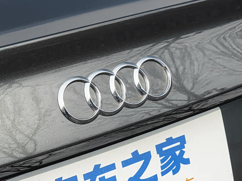 2026�� 200���������� 40 TFSI ����������