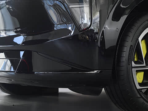 2026�� ���� 525 Max