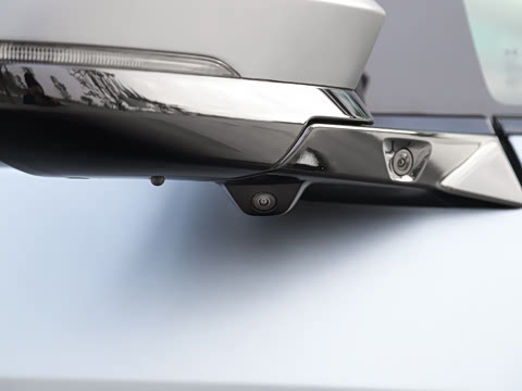 2026�� ���� 750 Ultra