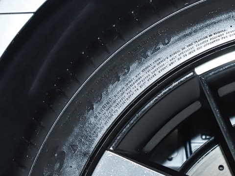 2025�� 750 �������� Ultra