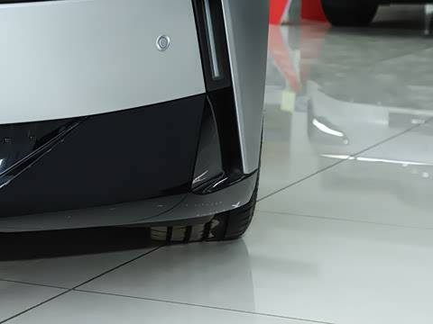 2025�� 750 �������� Ultra