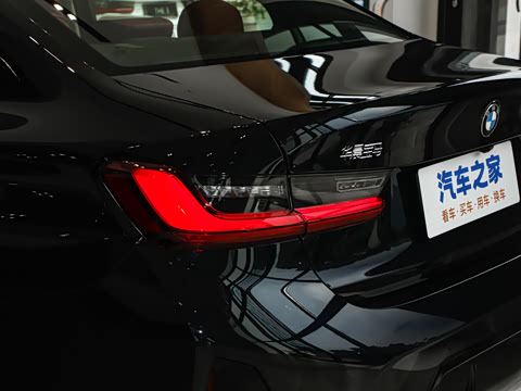 2026�� 325i M�˶���װ