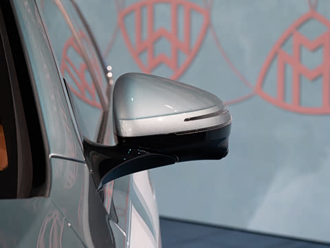 2027�� S 680 4MATIC