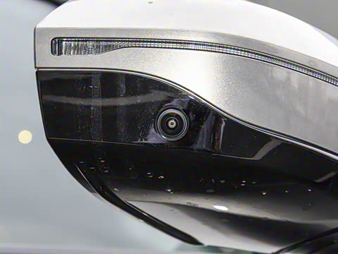 2026�� 530Li ������ M�˶���װ