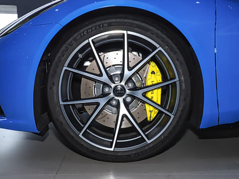 2025�� 2.0T DCT Turbo SE