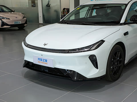 2026�� 535 MAX�����