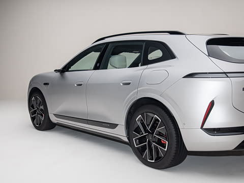 2026�� Ultra ����������