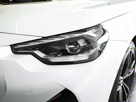 2025�� 225i M�˶���ҹ��װ