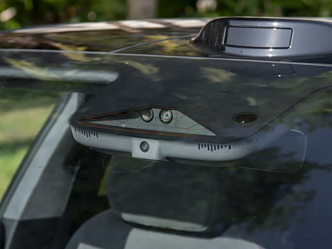 2026�� 225km EM-P Զ�����ǺӰ�+ҫҹ��װ