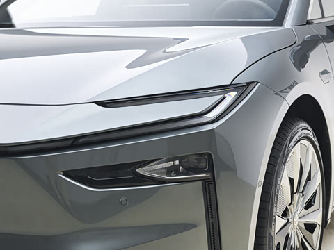 2026�� 710 Ultra�����״��