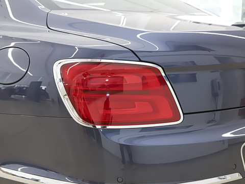 2026�� 4.0T V8 ��׼��