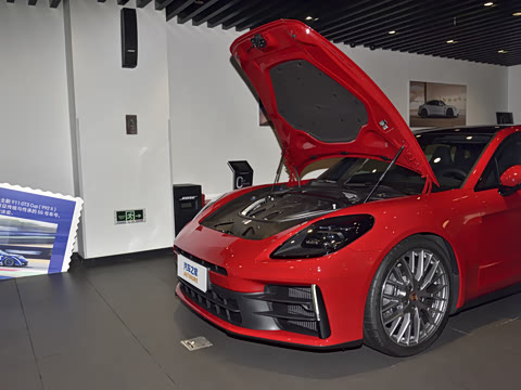 2026�� Panamera ������ 2.9T