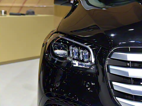 2026�� GLS 450 4MATIC ������