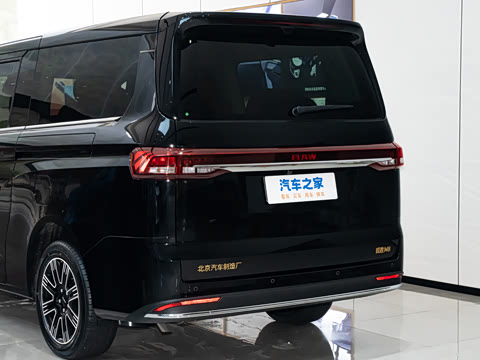 2026�� ���̰� 230������ 7��