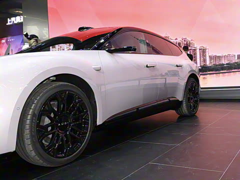 2026�� �ն�����quattro��