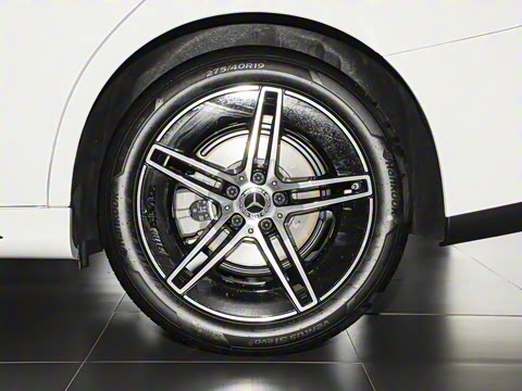 2025�� �Ŀ� E 260 �˶���