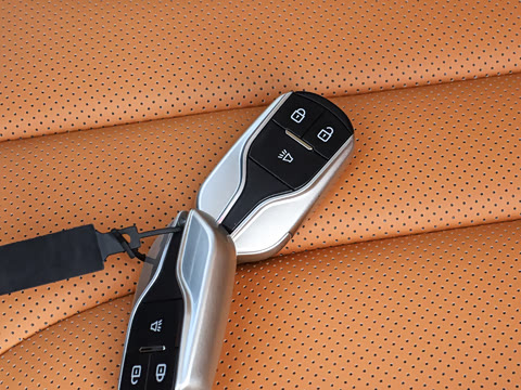 2026�� 2.0L �Զ��������� 7��