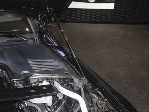 2025�� AMG CLE 53 4MATIC+ ���ܳ�